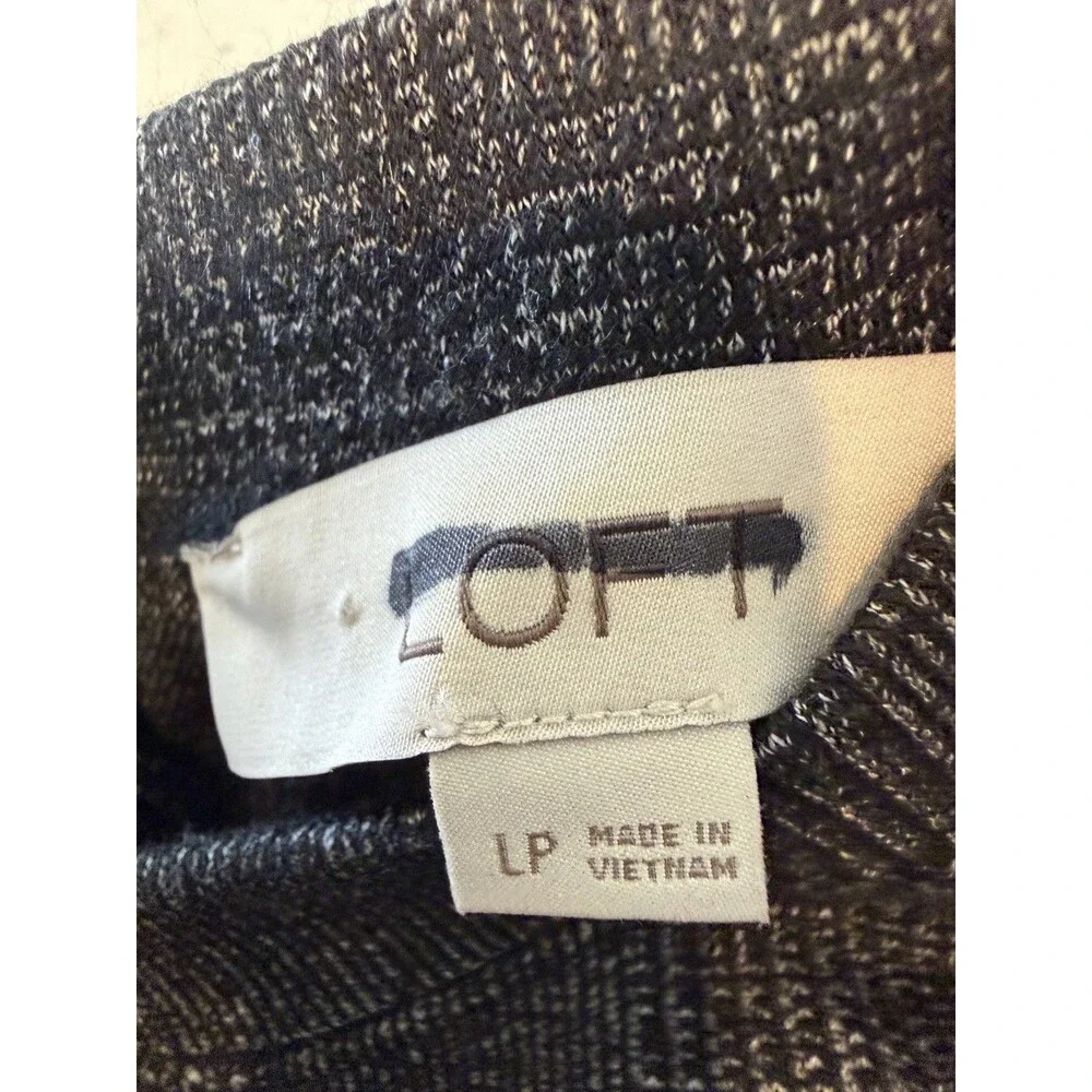 LOFT Gray Shirt Dress Knit Button Crew Neck Long Sleeve Knee Buttons on  Back LP - Picture 2 of 6